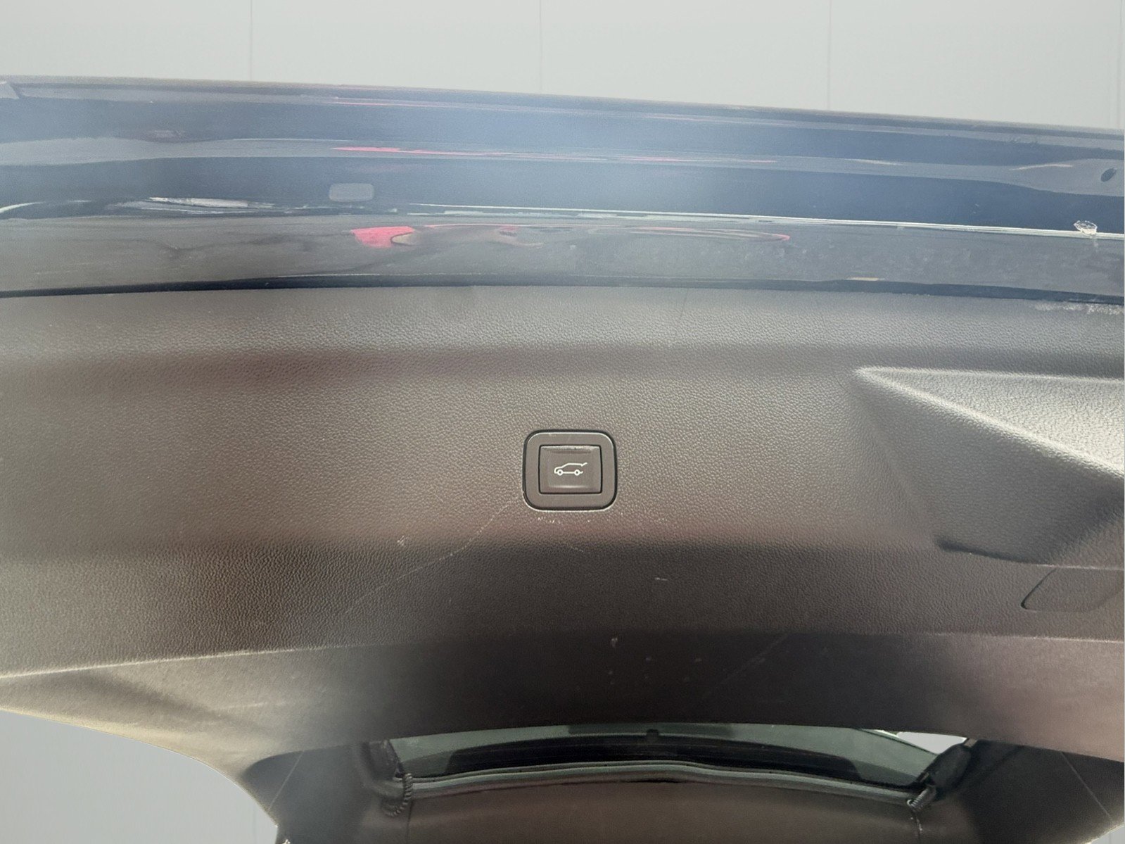 Used 2025 GMC Yukon Denali image 37