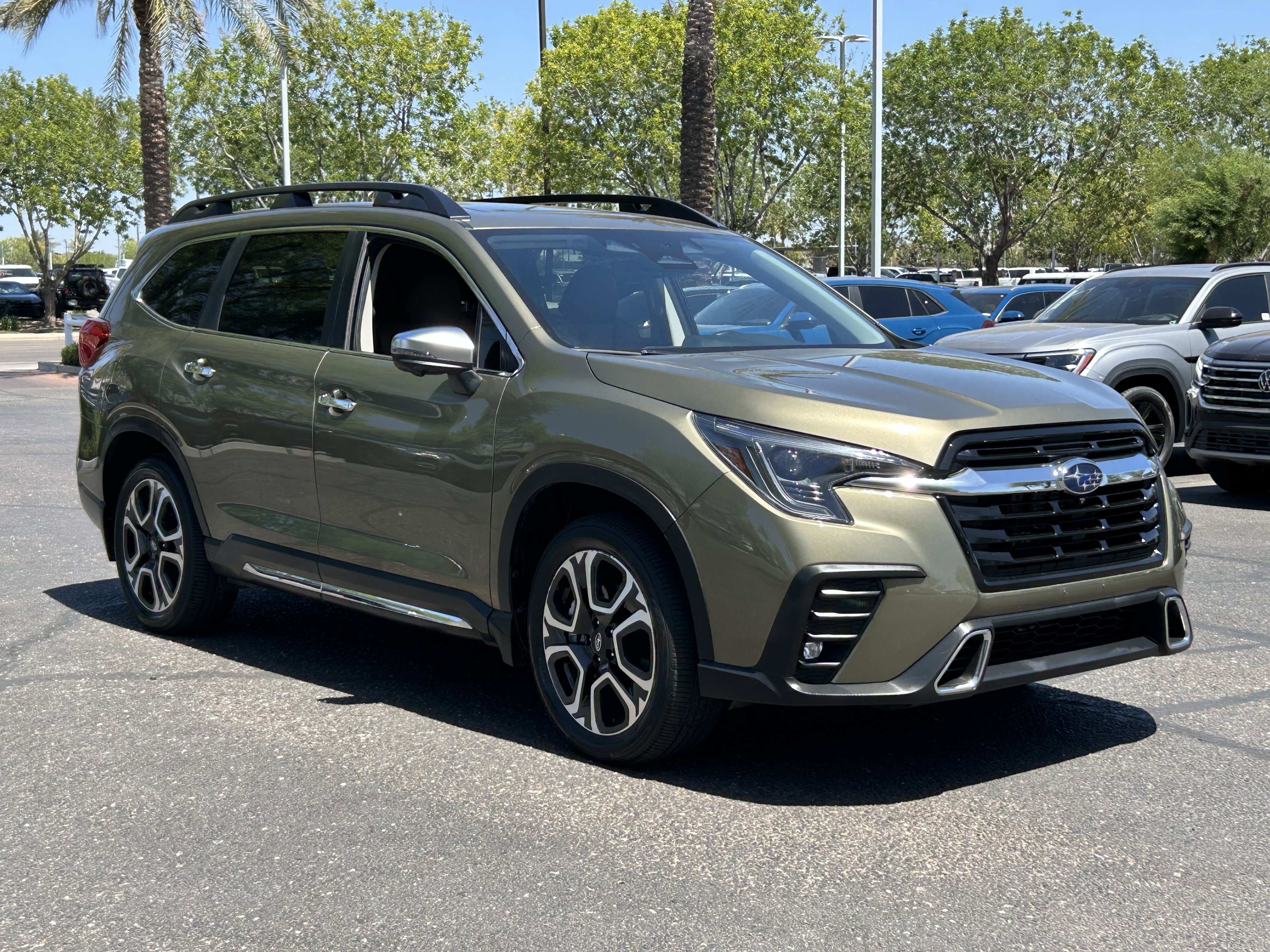 Used 2023 Subaru Ascent Touring AWD/4WD image 6