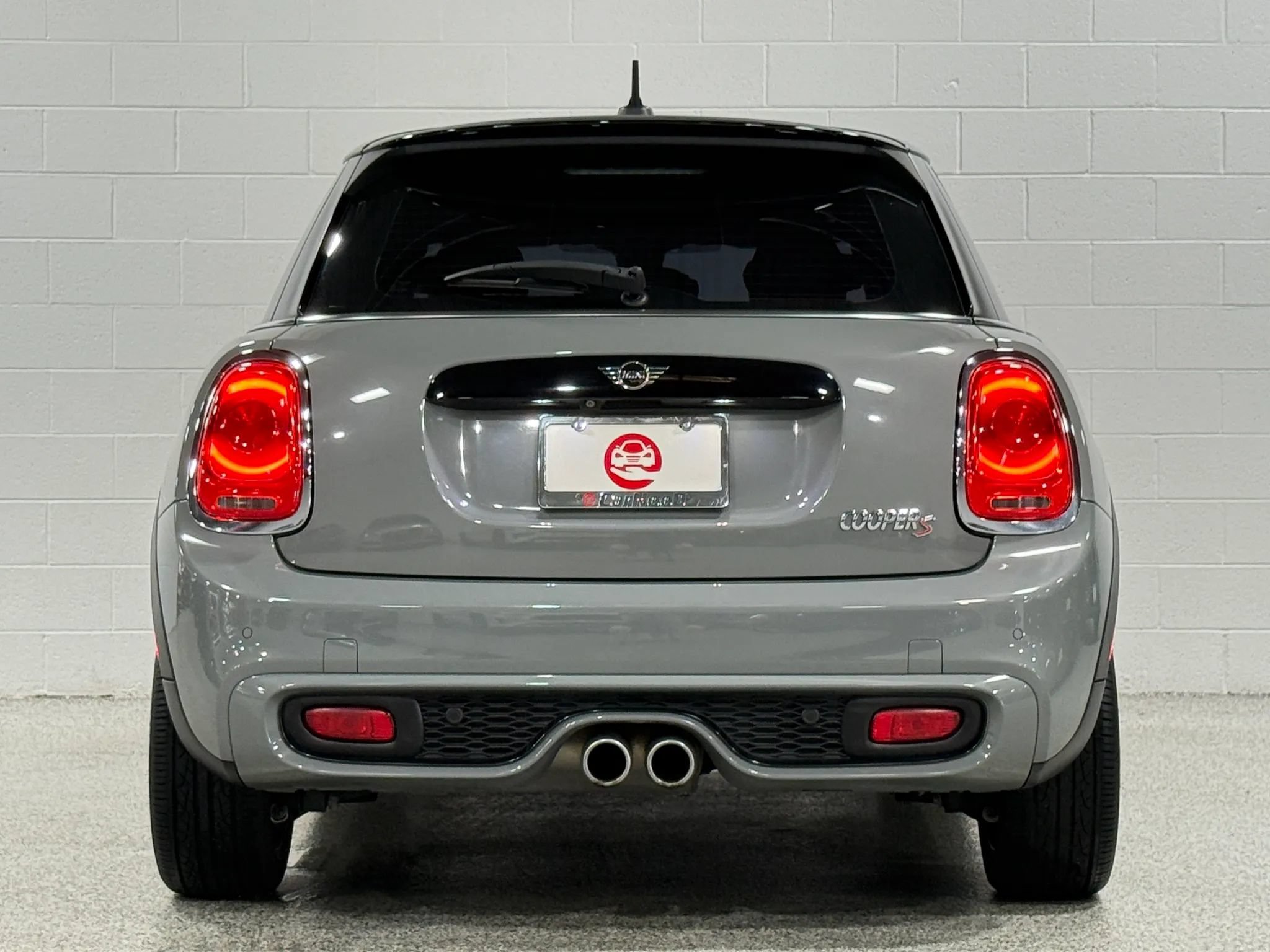 Used 2019 MINI Cooper S w/ Signature Upholstery Package FWD image 7