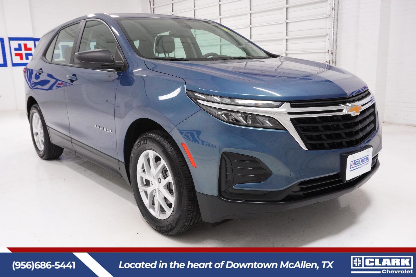 Used 2024 Chevrolet Equinox LS w/ Driver Confidence II Package image 3