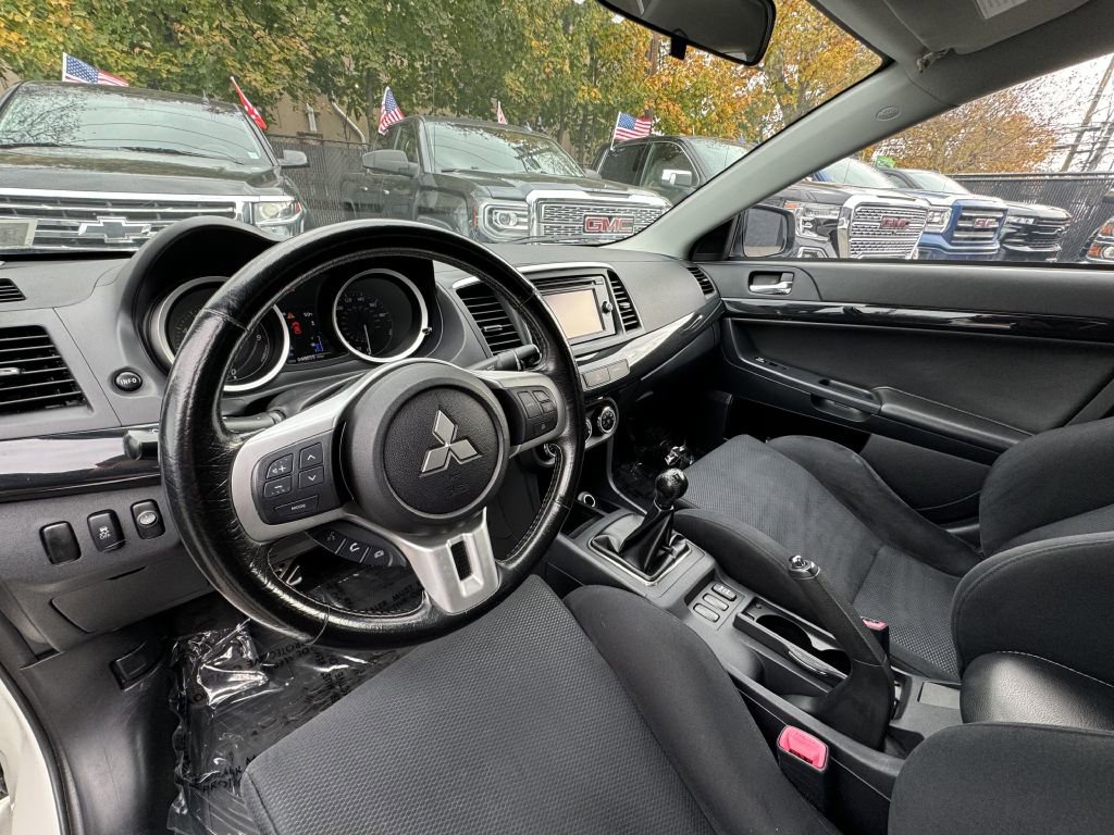 Used 2014 Mitsubishi Lancer Evolution GSR image 10
