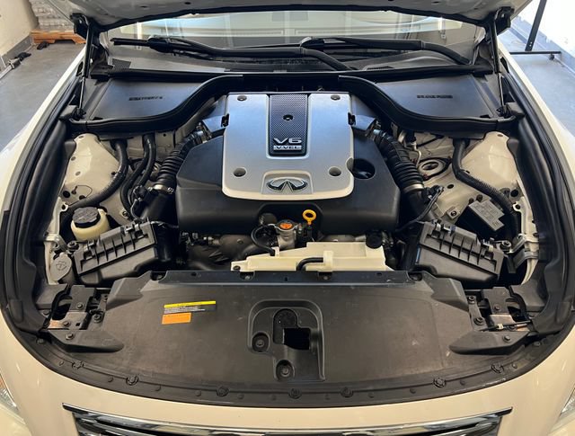Used 2014 INFINITI Q60 Convertible w/ Premium Package RWD image 40