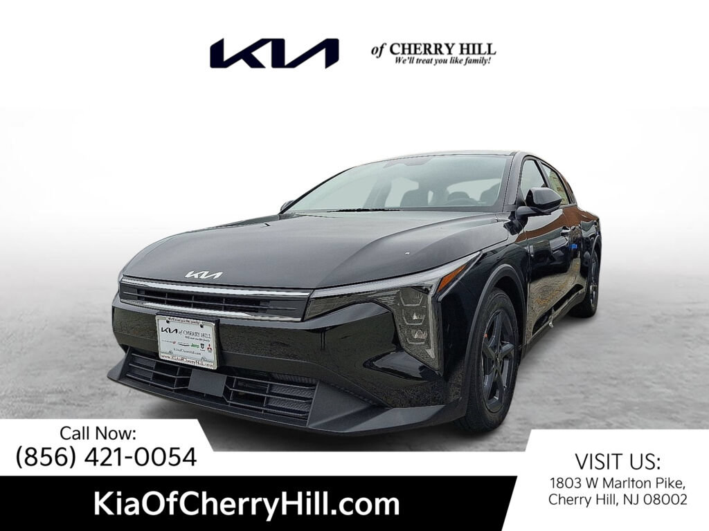 New 2025 Kia K4 FWD image 1