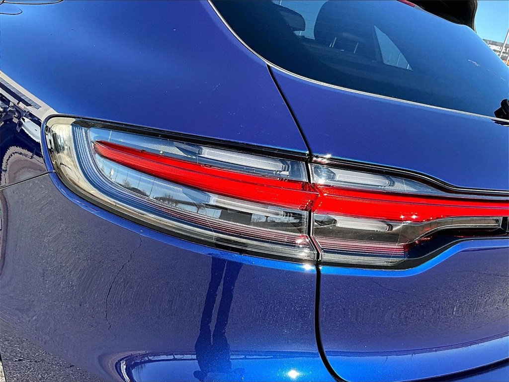 Used 2024 Porsche Macan Turbo image 21