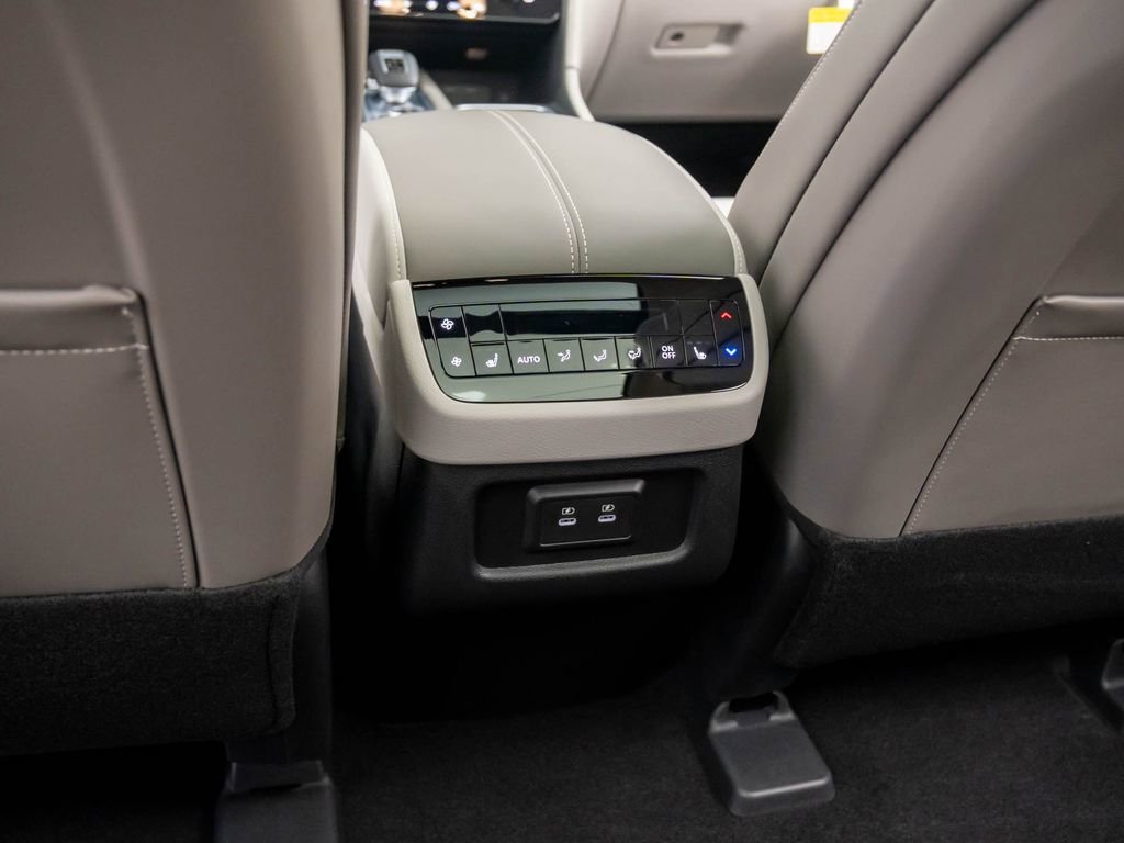 New 2026 INFINITI QX60 Luxe w/ Cargo Package image 20