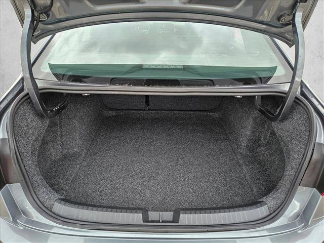 Used 2025 Volkswagen Jetta Sport FWD image 6