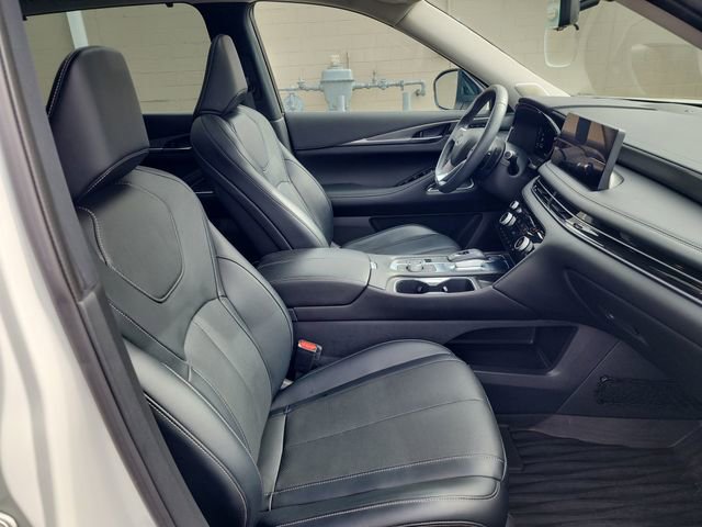 Used 2023 INFINITI QX60 Luxe w/ Vision Package image 14