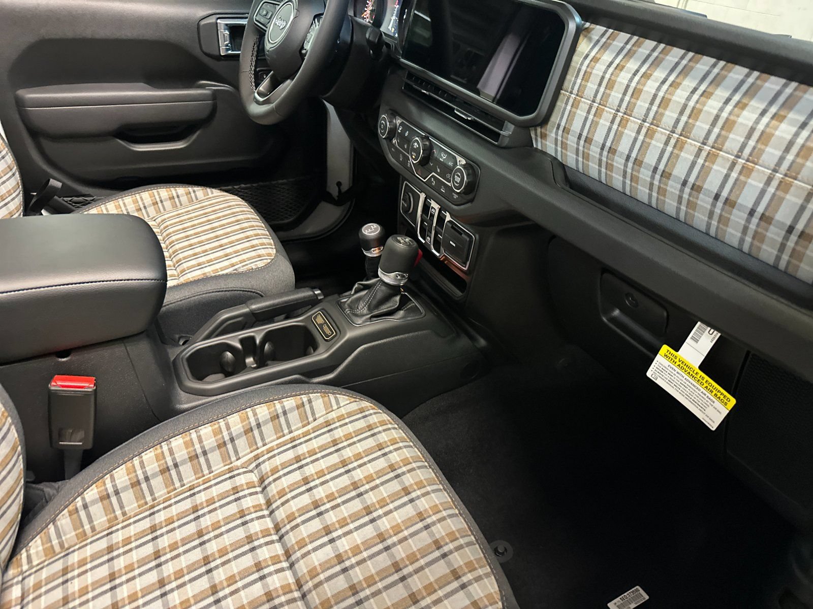 New 2026 Jeep Wrangler Unlimited Sport AWD/4WD image 15
