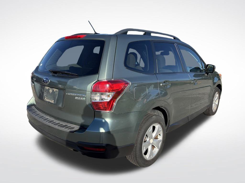 Used 2015 Subaru Forester 2.5i Premium AWD/4WD image 16