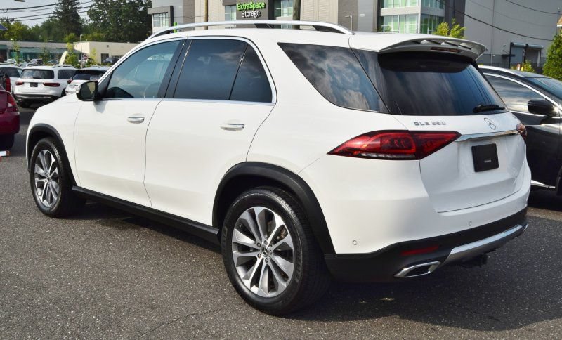 Used 2021 Mercedes-Benz GLE 350 4MATIC w/ Premium Package image 7