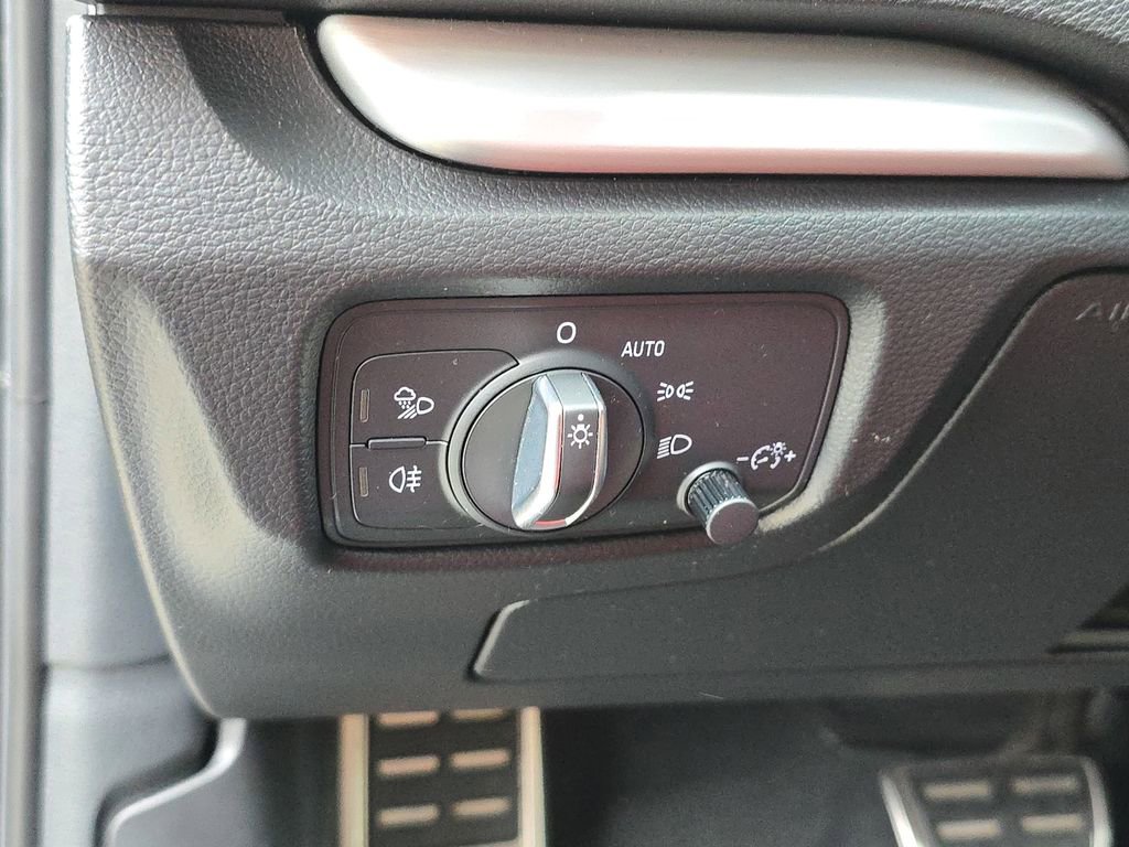Used 2018 Audi S3 Premium Plus AWD/4WD image 31