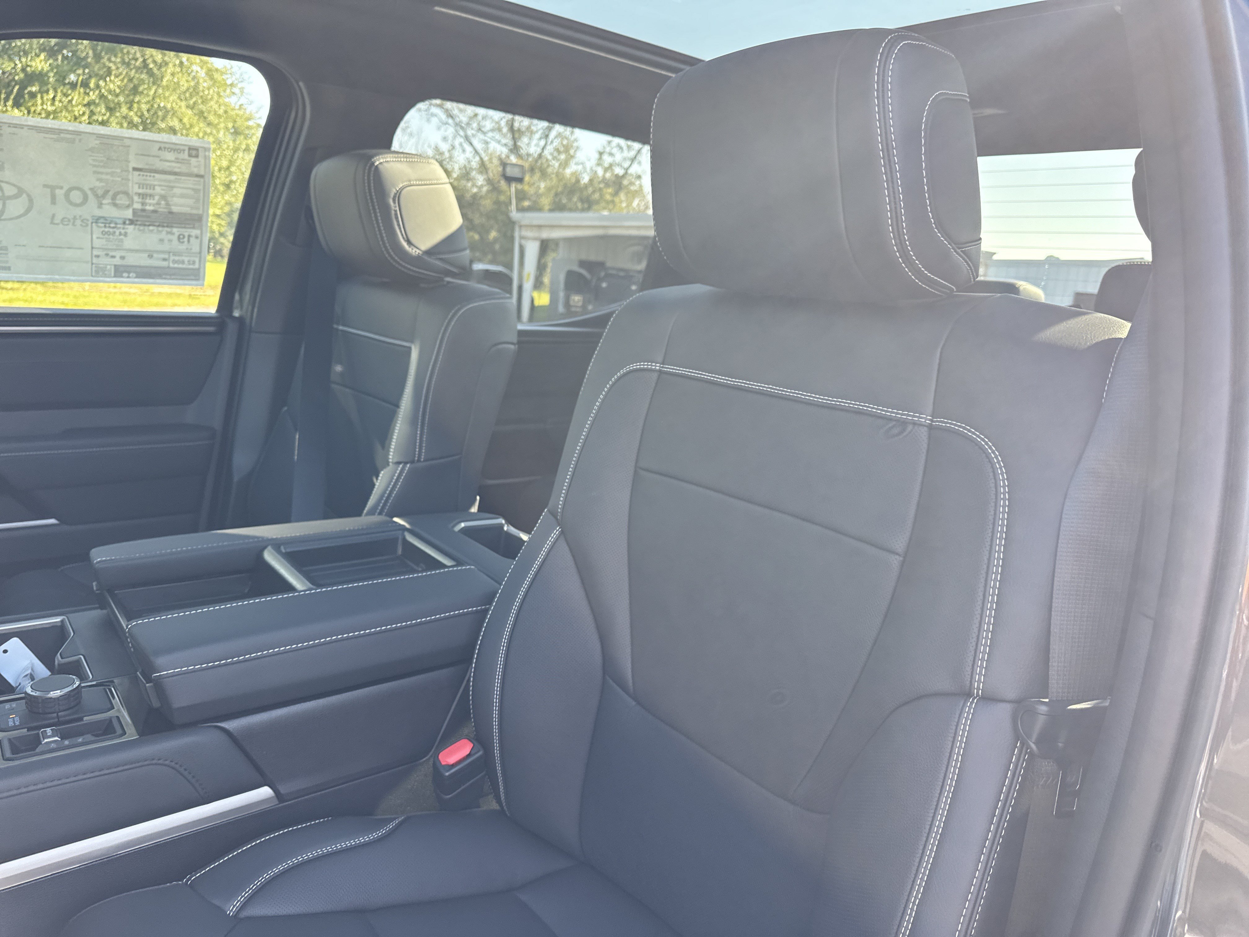 New 2026 Toyota Tundra Limited AWD/4WD image 14