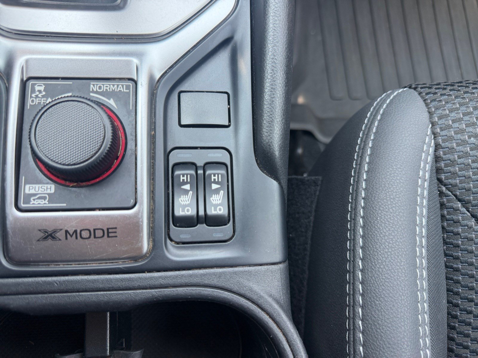 Used 2019 Subaru Forester Premium AWD/4WD image 31