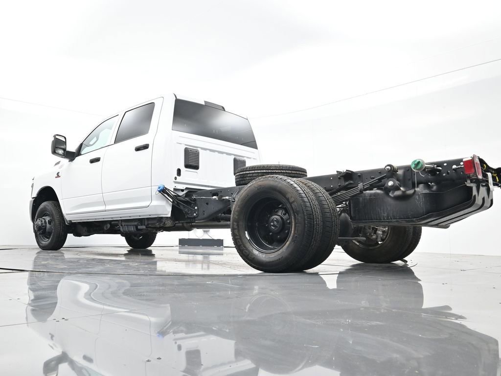 New 2026 RAM 3500 Tradesman image 35