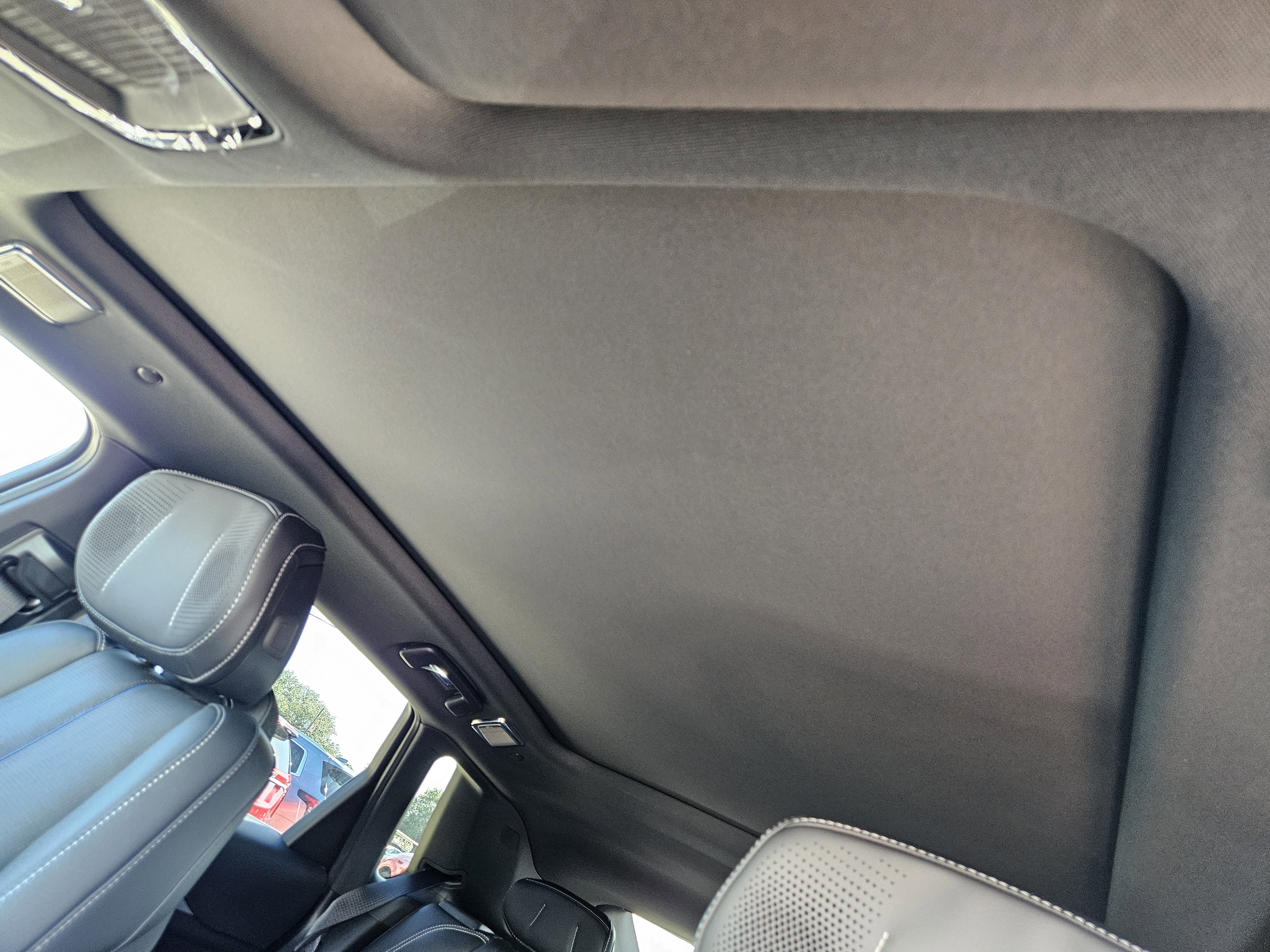 New 2026 Cadillac Lyriq V image 24