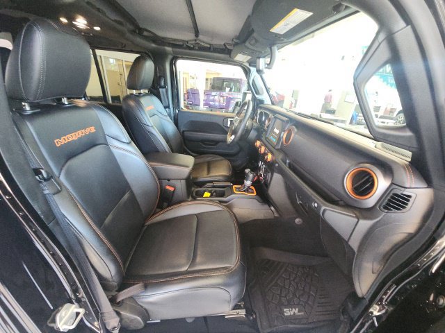 Used 2023 Jeep Gladiator Mojave w/ Cold Weather Group AWD/4WD image 15
