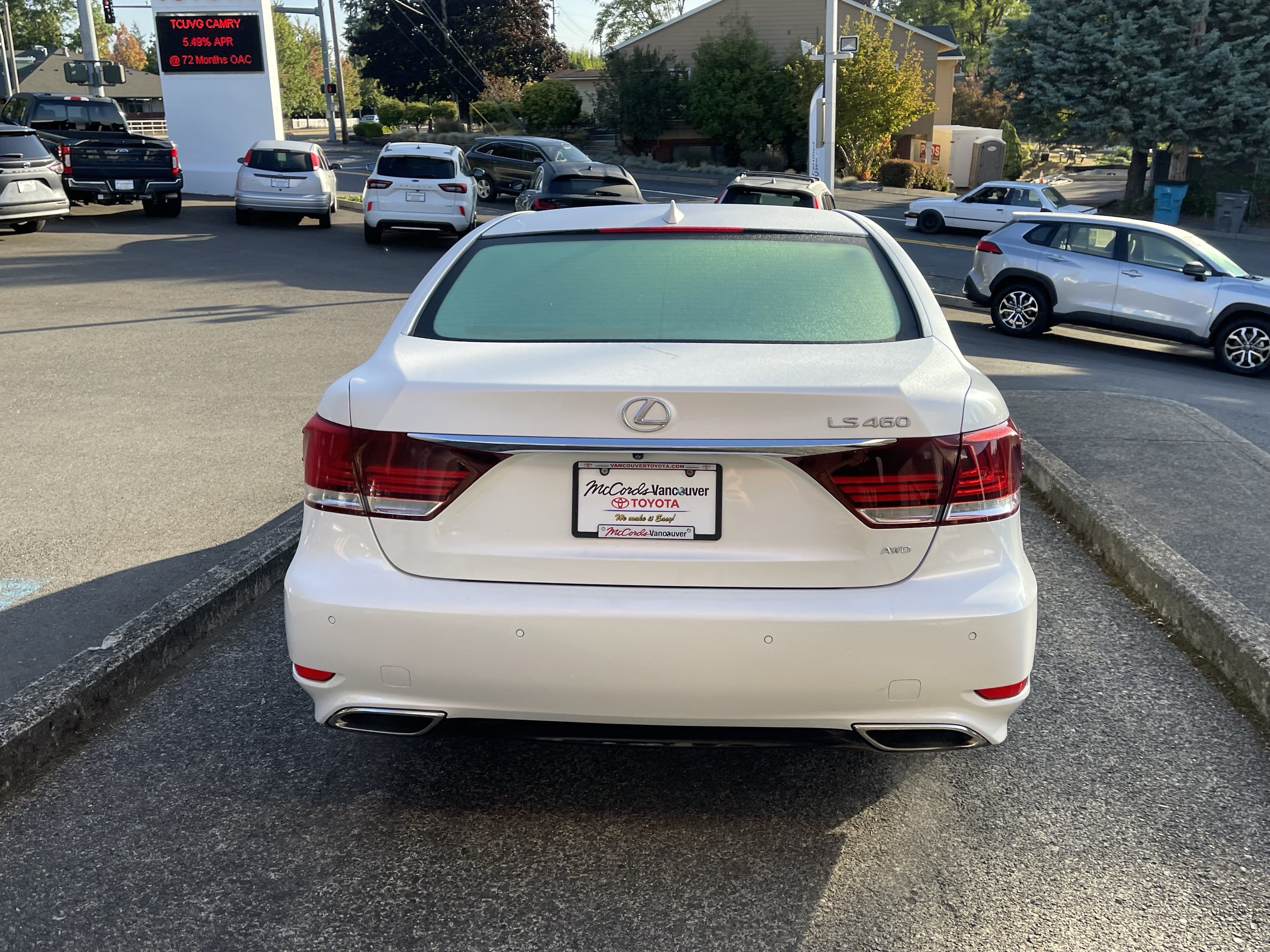 Used 2016 Lexus LS 460 AWD w/ Comfort Package image 5