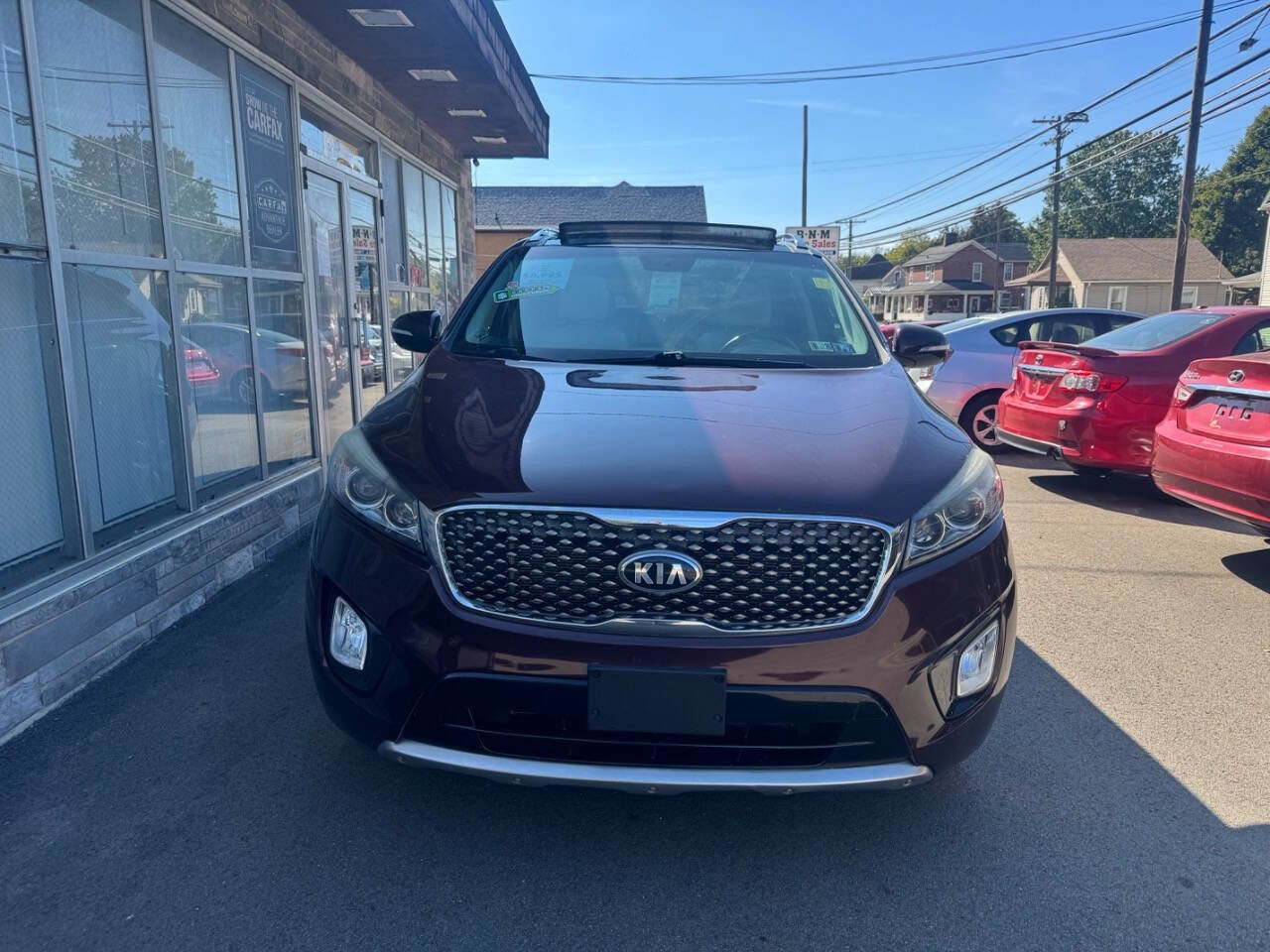 Used 2017 Kia Sorento SX image 2