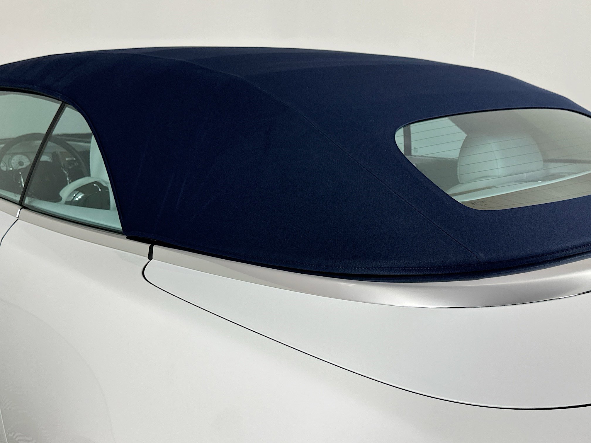 Certified 2018 Rolls-Royce Dawn image 29