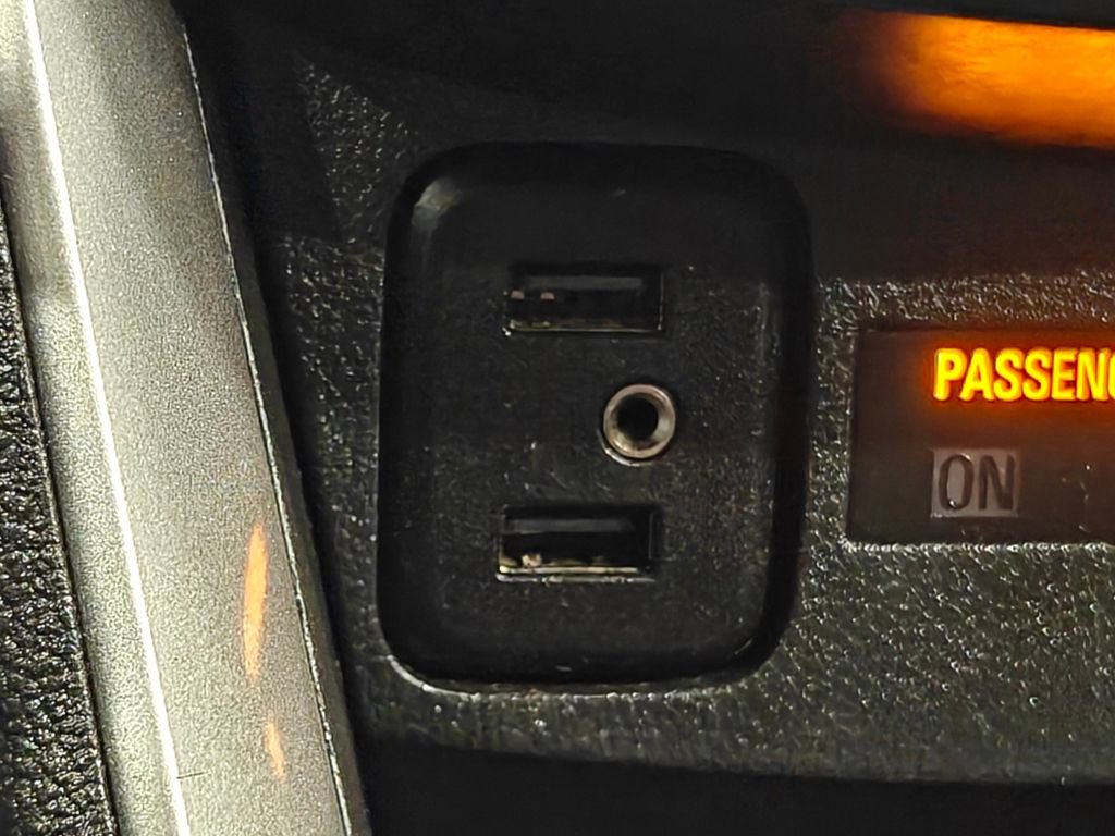 Used 2021 Chevrolet Trax LT image 39