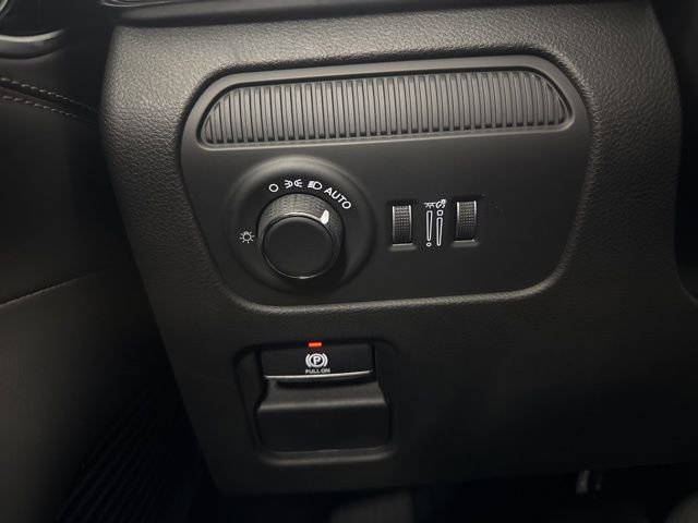 New 2026 Jeep Grand Wagoneer L Summit image 43