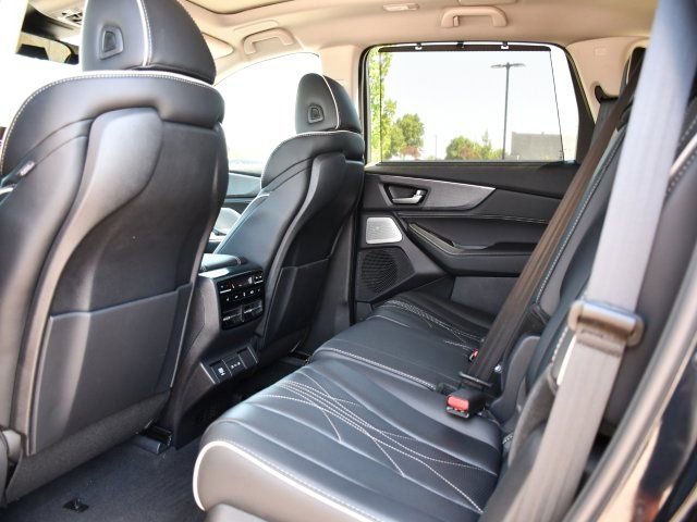 Used 2026 Acura MDX SH-AWD w/ Advance Package image 19