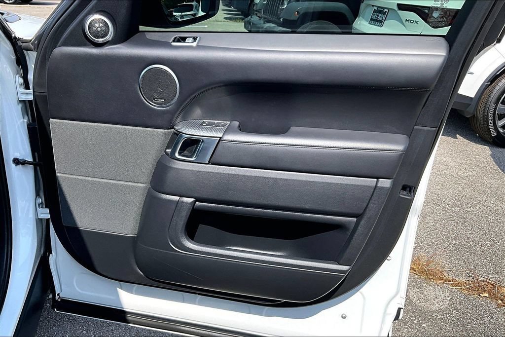 Used 2022 Land Rover Range Rover Sport HST AWD/4WD image 22