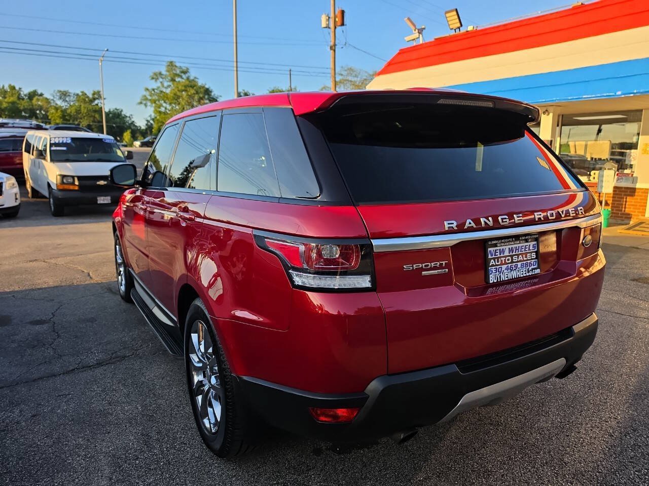 Used 2014 Land Rover Range Rover Sport HSE AWD/4WD image 23