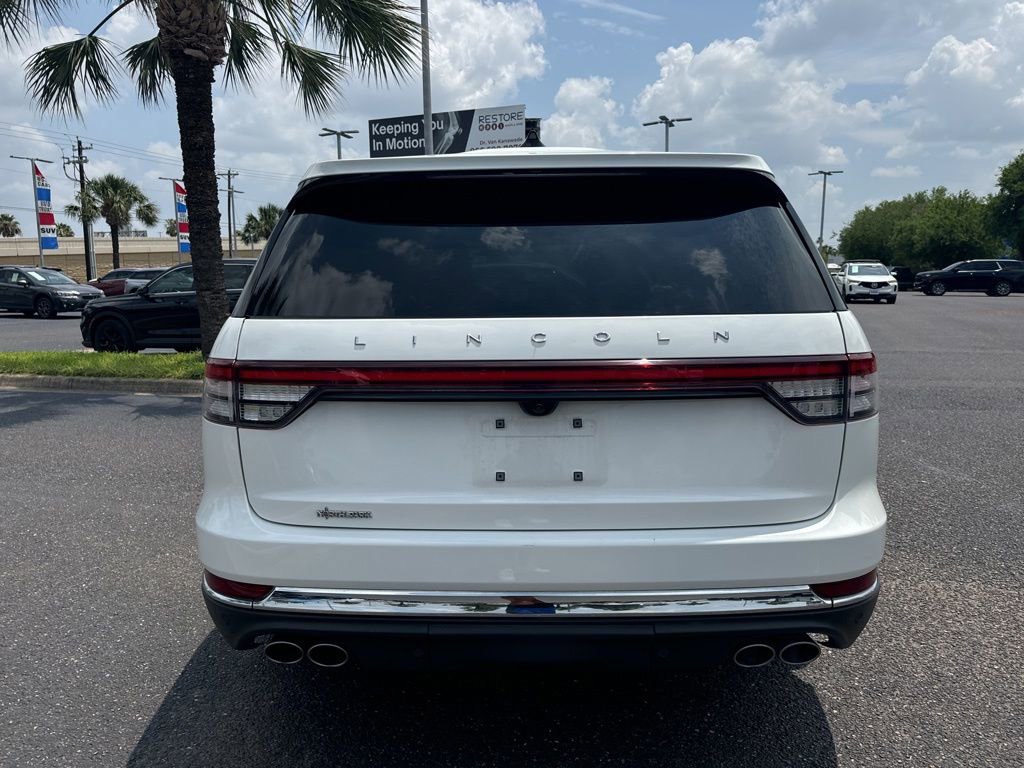 Used 2025 Lincoln Aviator Reserve RWD image 4