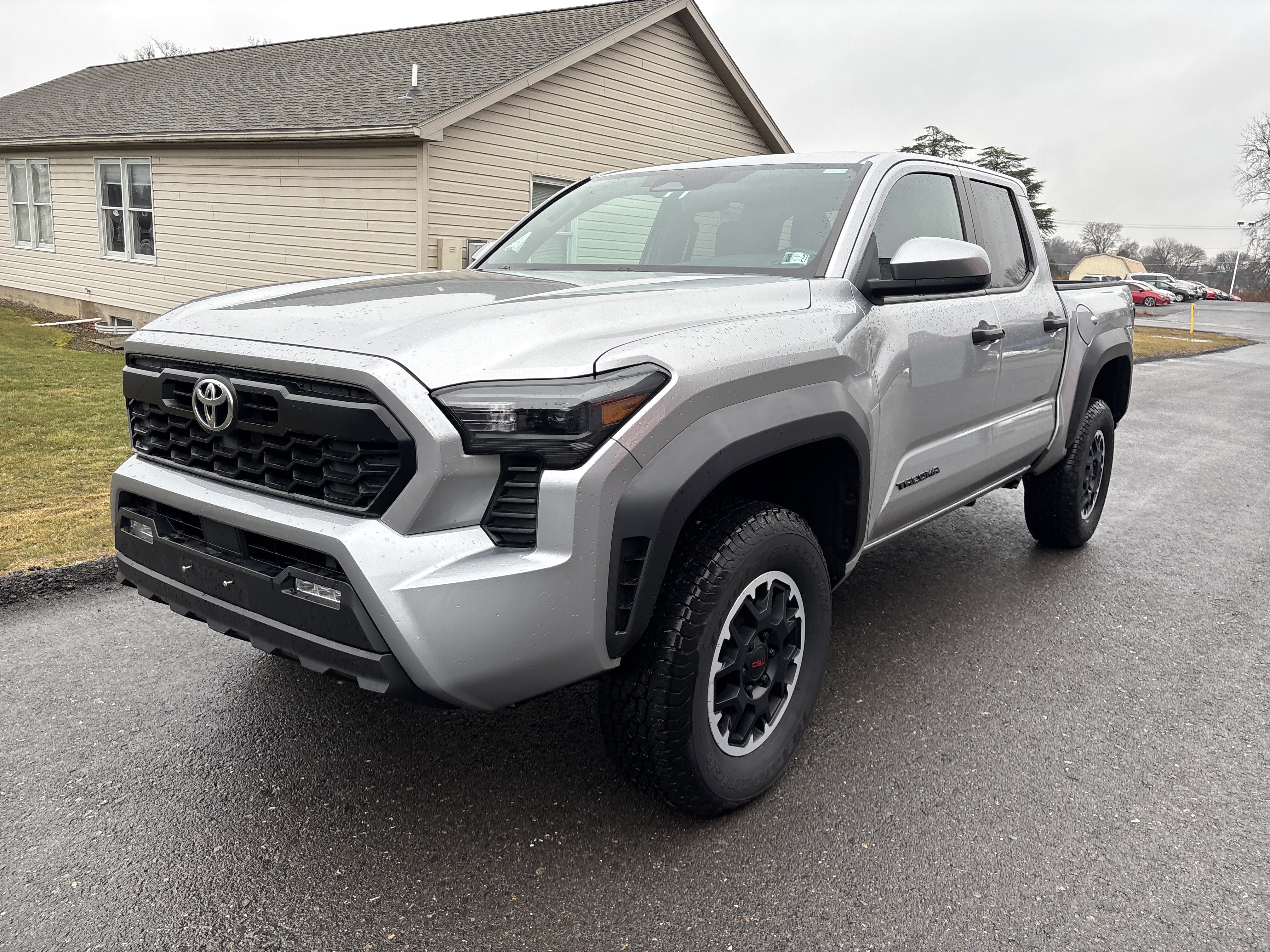 Certified 2024 Toyota Tacoma TRD Off-Road image 7