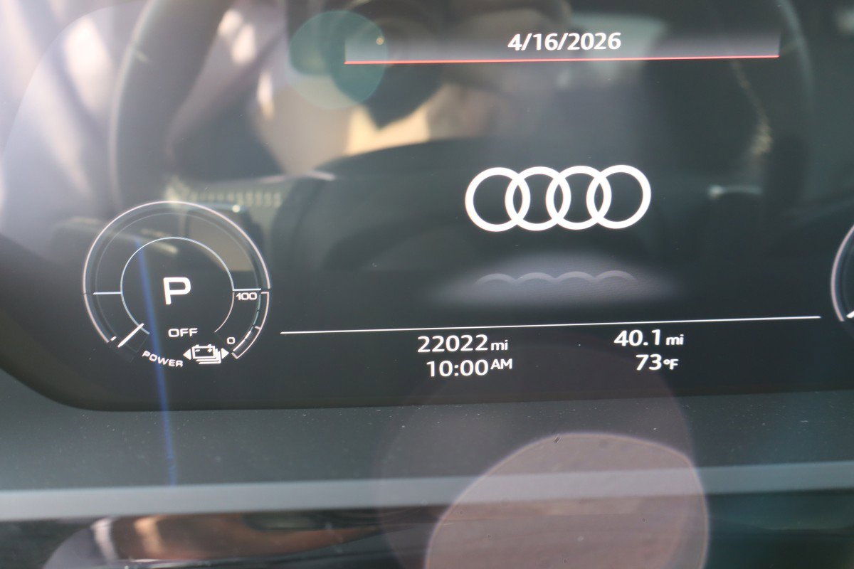 Used 2021 Audi e-tron Premium Plus w/ Premium Plus Package AWD/4WD image 17