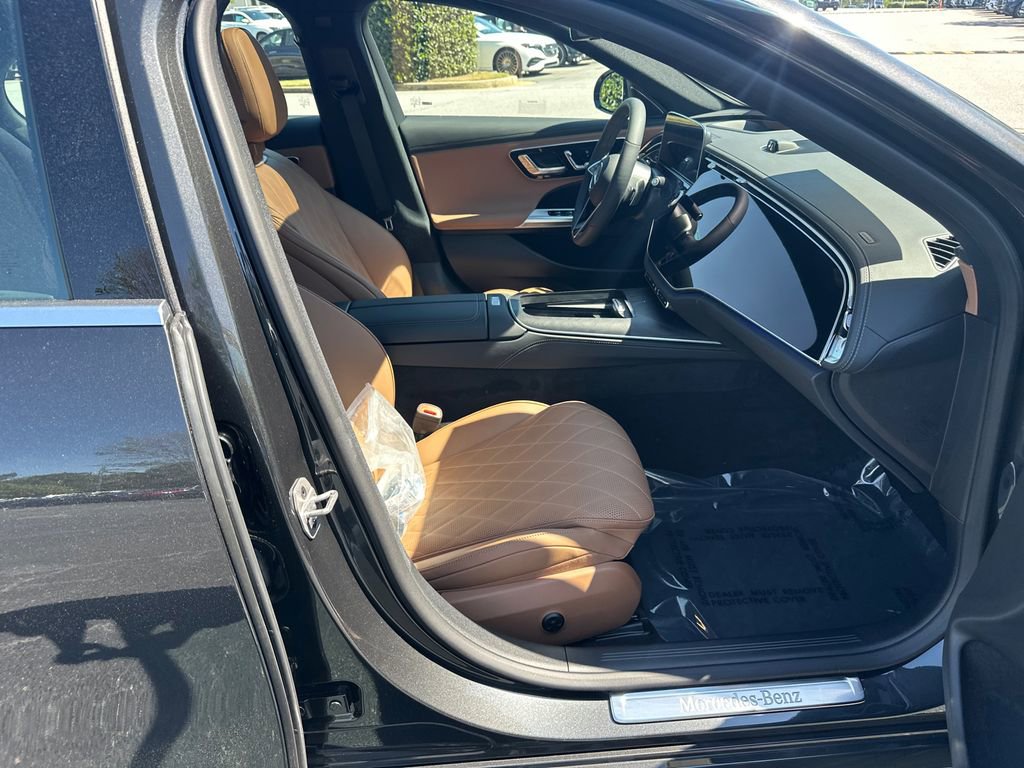 New 2026 Mercedes-Benz E 450 4MATIC Sedan image 14