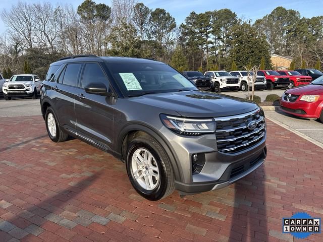 Used 2025 Ford Explorer Active w/ Active Comfort Package image 38