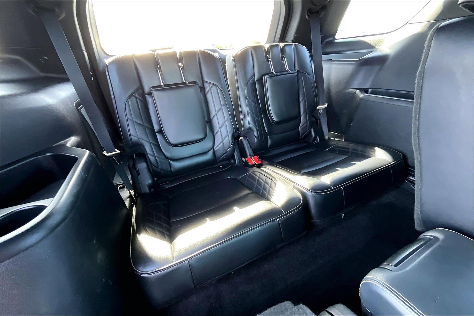 Used 2017 Ford Explorer Platinum AWD/4WD image 28