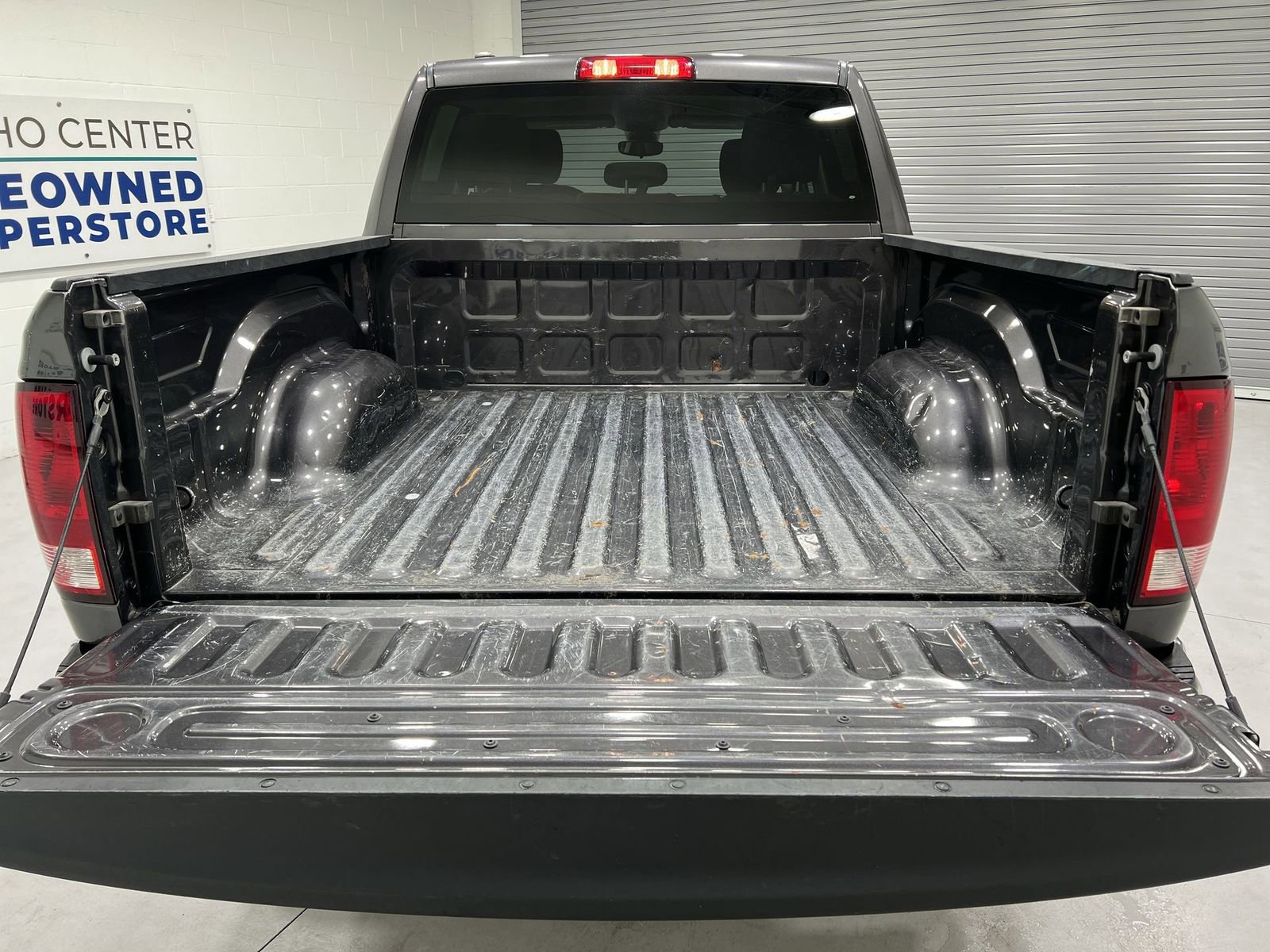 Used 2023 RAM 1500 Classic SLT image 22