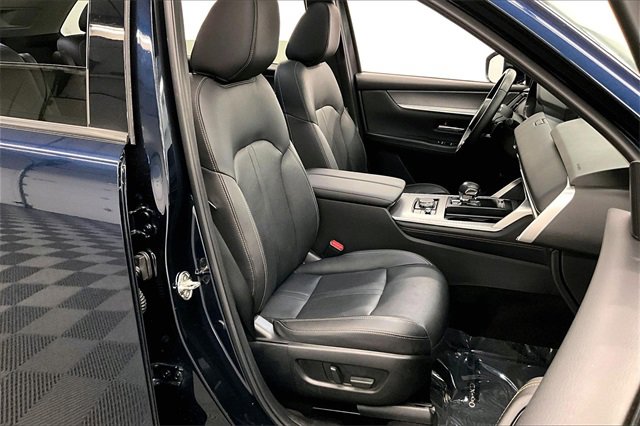Used 2025 MAZDA CX-90 3.3 Turbo w/ Preferred Package image 7