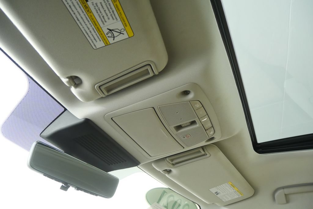 Used 2021 Nissan Armada Platinum w/ Captain's Chairs Package RWD image 22