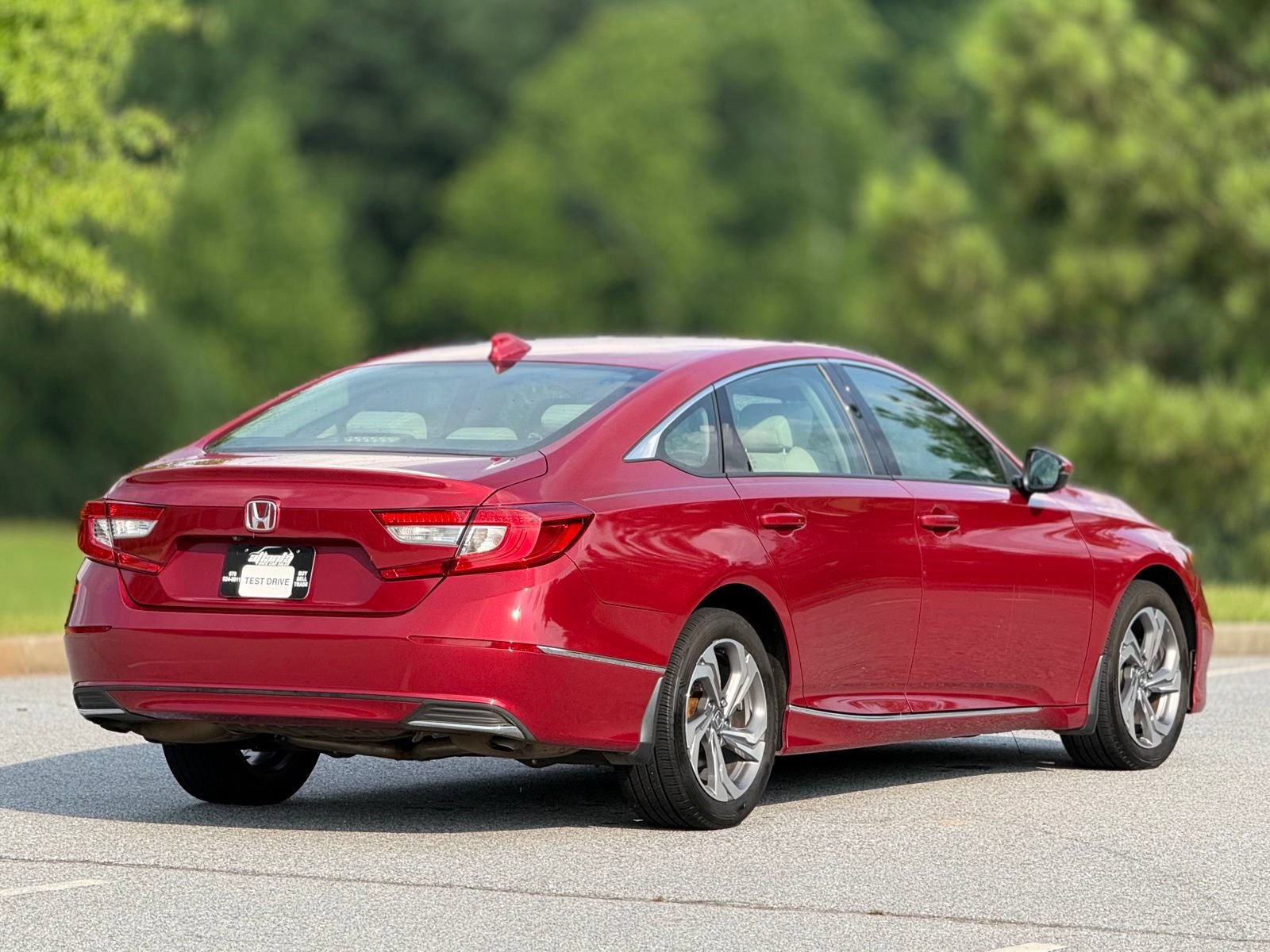 Used 2018 Honda Accord EX-L image 11