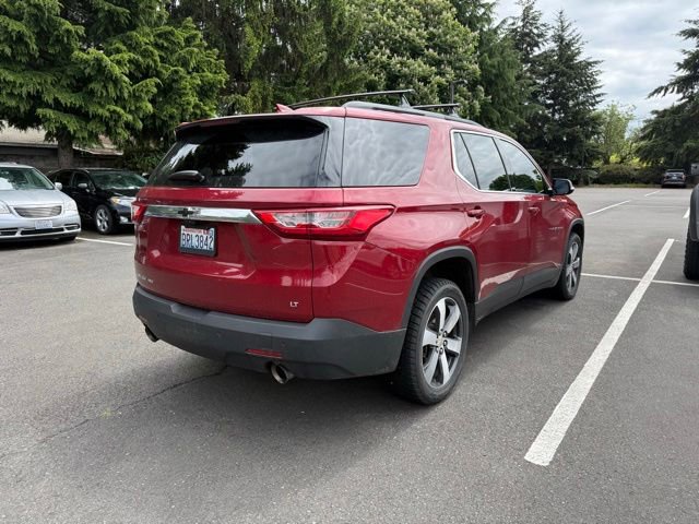 Used 2019 Chevrolet Traverse LT w/ LT Premium Package AWD/4WD image 3
