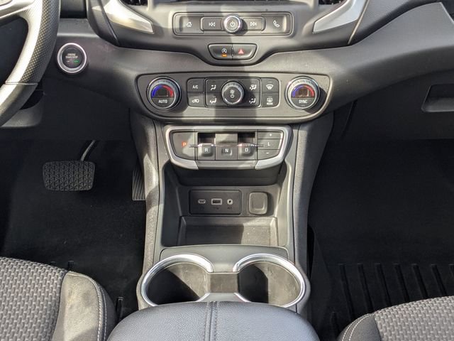 Used 2022 GMC Terrain SLE w/ Driver Convenience Package image 19