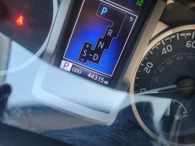 Certified 2022 Toyota Tacoma SR5 image 34