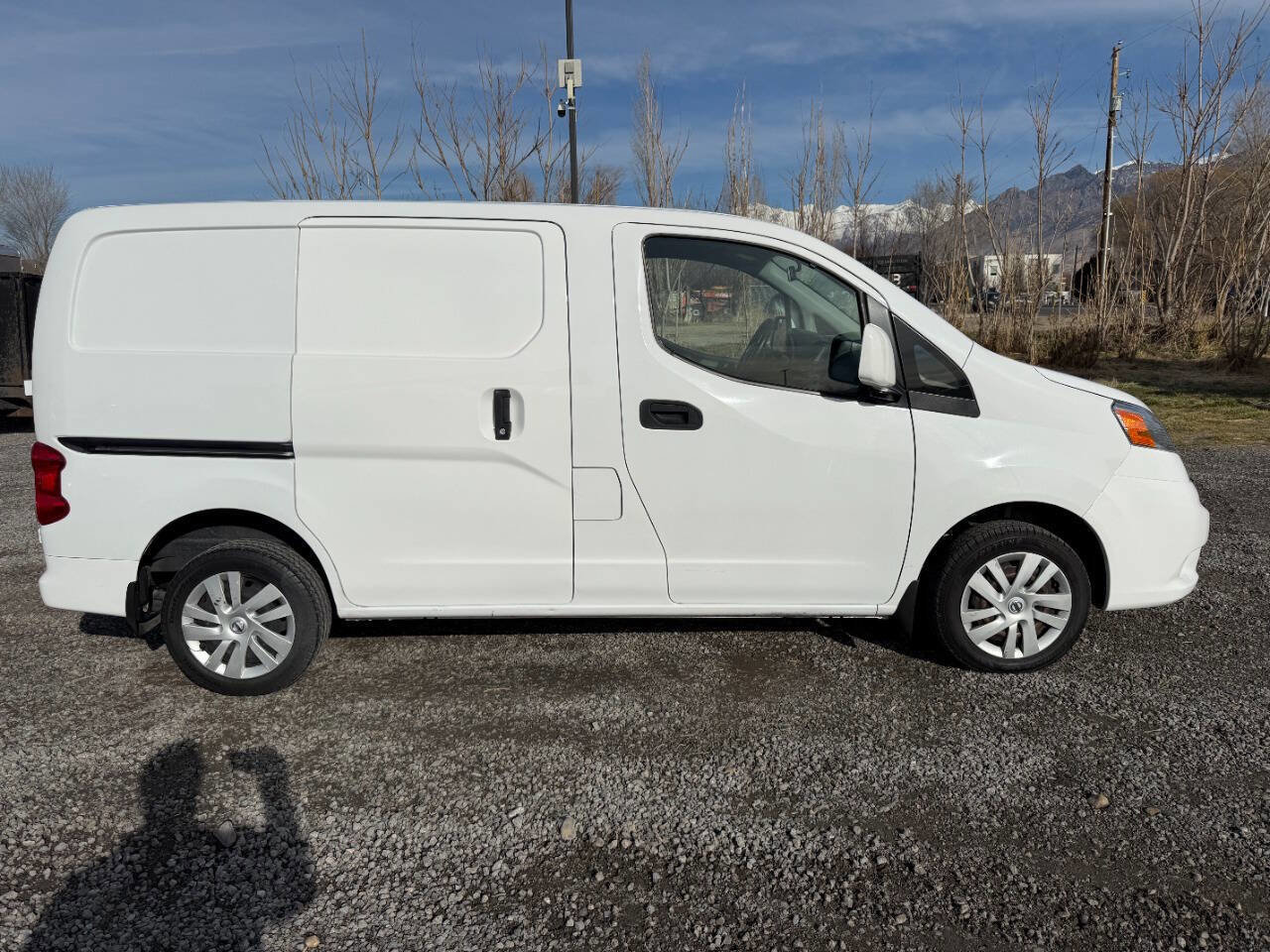 Used 2018 Nissan NV200 SV w/ Back Door Glass Package image 2