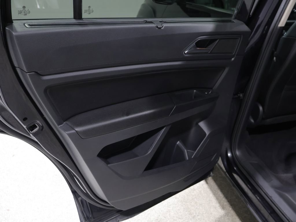 Used 2018 Volkswagen Atlas SE AWD/4WD image 17