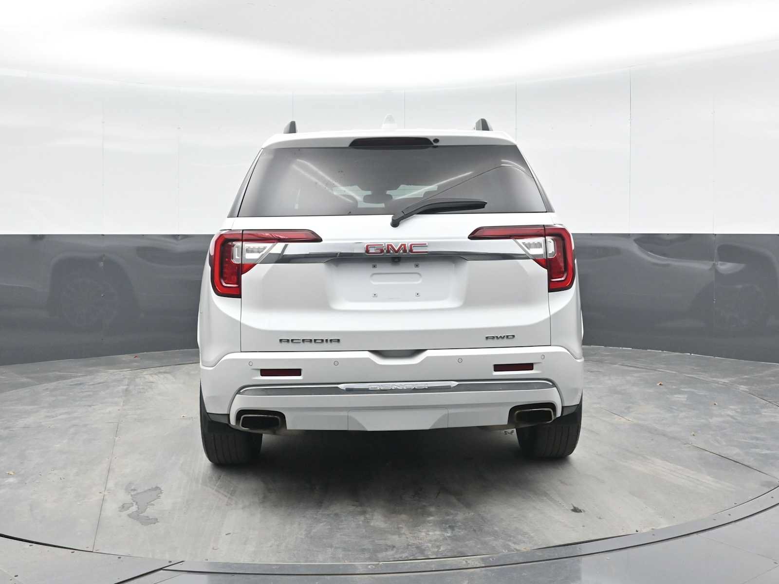 Used 2020 GMC Acadia Denali w/ LPO, Floor Liner Package AWD/4WD image 11