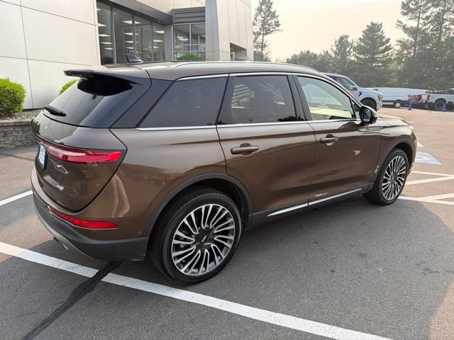Used 2022 Lincoln Corsair Reserve w/ Equipment Group 201A AWD/4WD image 7