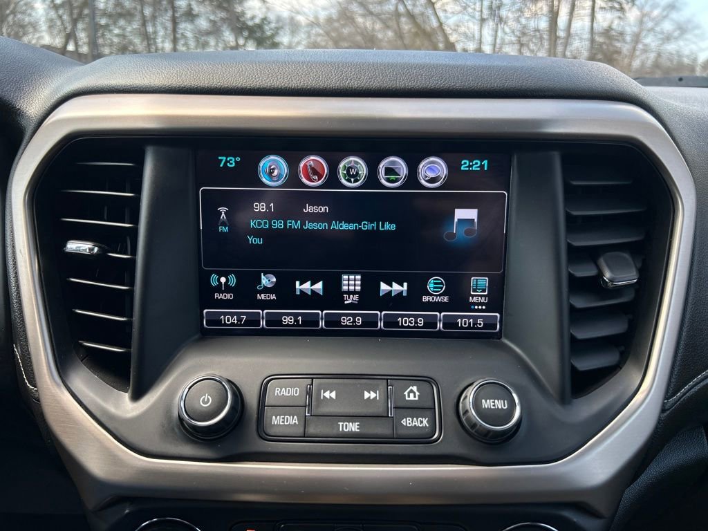 Used 2018 GMC Acadia Denali w/ Technology Package AWD/4WD image 28