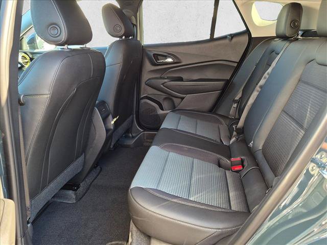 New 2026 Chevrolet Trax LT w/ Midnight Edition FWD image 15