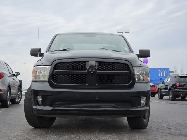 Used 2015 RAM 1500 Express w/ Black Ram 1500 Express Group AWD/4WD image 9
