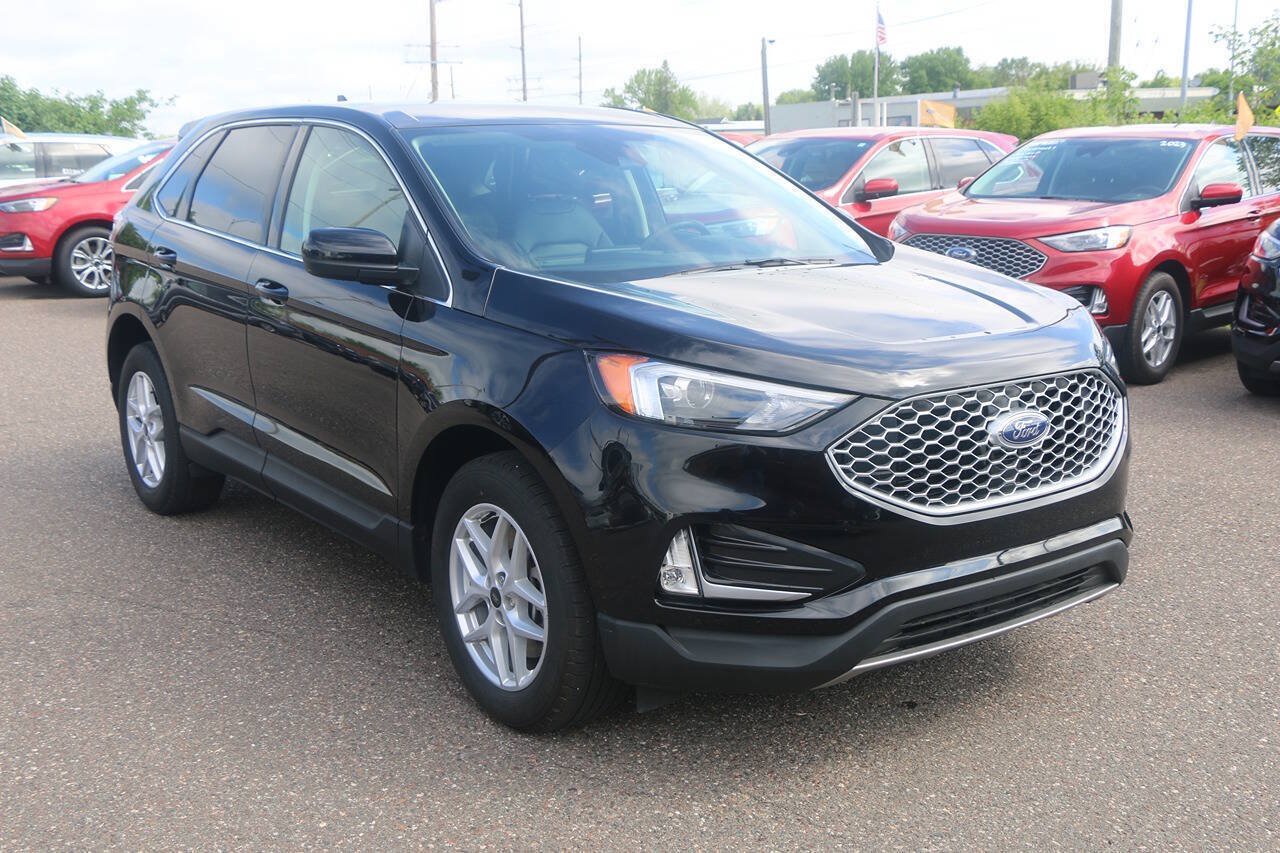 Used 2024 Ford Edge SEL w/ Convenience Package AWD/4WD image 7