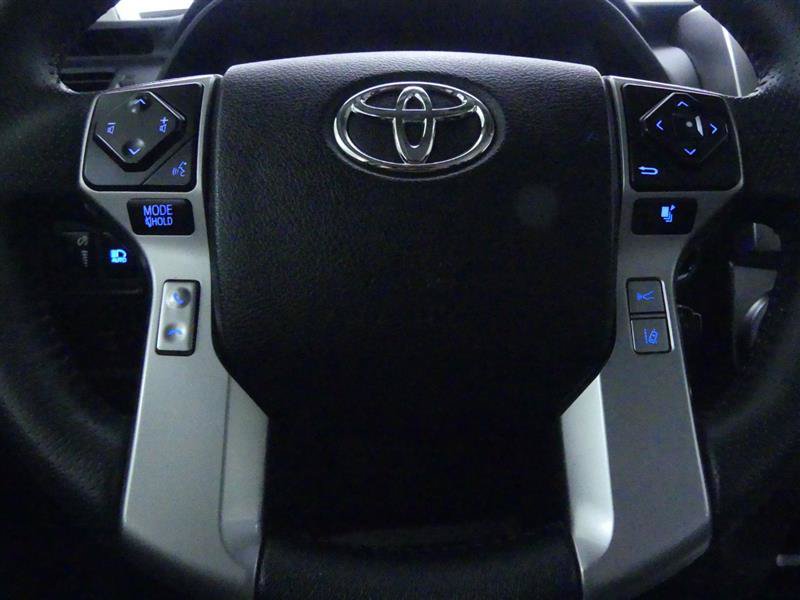 Used 2021 Toyota 4Runner SR5 Premium w/ Moonroof Package AWD/4WD image 17